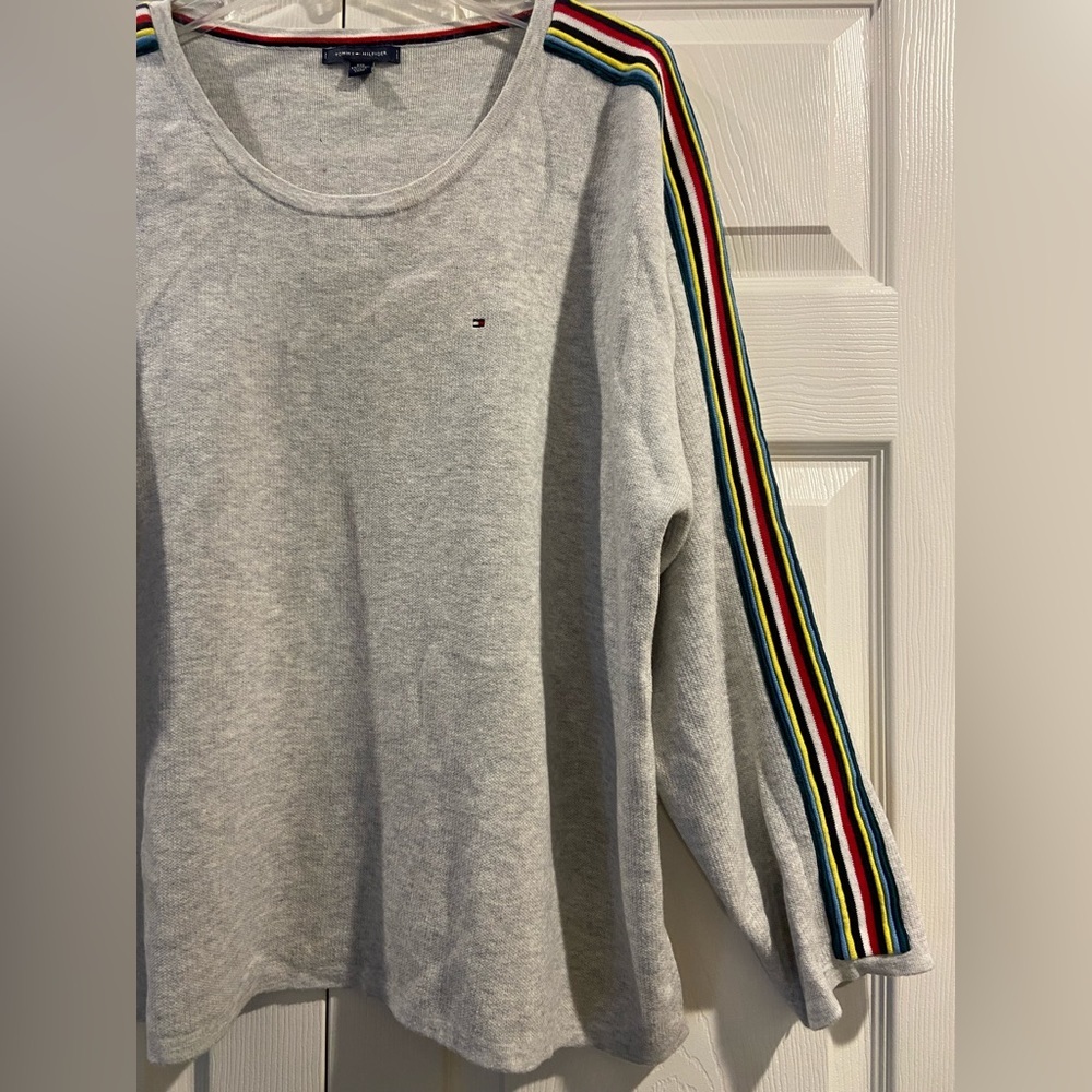 Tommy Hilfiger size XXL sweater sweatshirt. - Picture 2 of 4